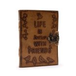 Bőrkötésű Napló - Life is Better with Friends (17.5x12.5x3cm)