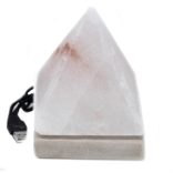 Minőségi USB Fehér Piramis Sólámpa - 9 cm (színváltós)